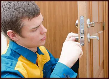 Usa Locksmith Service St Petersburg, FL 727-322-4084 Usa Locksmith Service St Petersburg, FL 727-322-4084 - 15-24-hour-locksmith