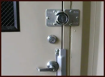 Usa Locksmith Service St Petersburg, FL 727-322-4084 Usa Locksmith Service St Petersburg, FL 727-322-4084 - 13-high-security-locks