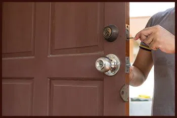 Usa Locksmith Service St Petersburg, FL 727-322-4084 - 2-lockout-service